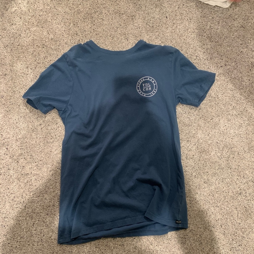 Blue volcom T-shirt